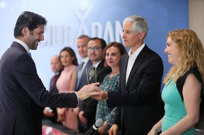 RECONOCEN A MEXIQUENSES CON EL PREMIO “CIUDADANO DEL AÑO”