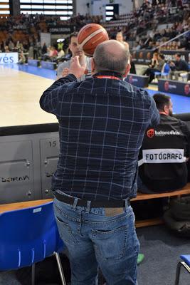 Galería de clics del Perfumerías Avenida-Al-Qázeres (cuartos de final de la Copa de la Reina de Vitoria)