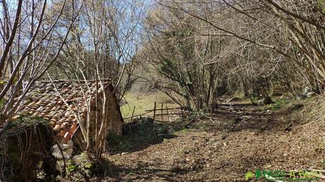 RUTA de la SALAMANDRA desde SIONES, Oviedo