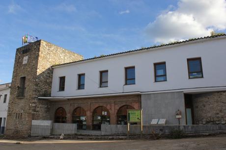 Que ver en Almadén de la Plata Castillo de Almaden de la Plata
