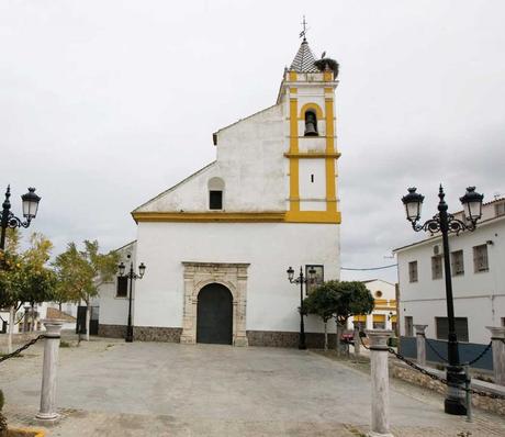 Que ver en Almadén de la Plata Iglesia de Santa María de la Gracia