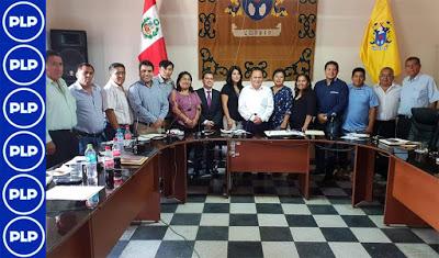 NO LE TIENEN CONFIANZA… ???