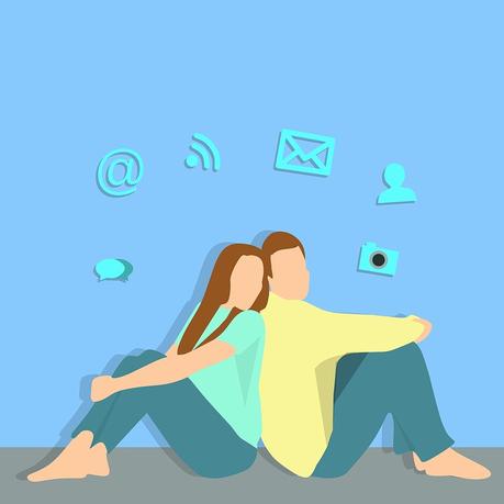 ¿Por qué se inicia una relación a distancia?