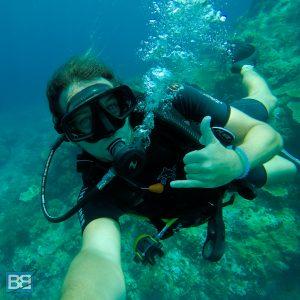 ▷ ¡50 cosas épicas para hacer en Bali – La lista definitiva de baldeses de Bali! review-scuba-dive-komodo-national-park-diving-blue-marlin-dive-komodo-padi-gopro-indonesia-travel-backpacking-6-300x300 ▷ ¡50 cosas épicas para hacer en Bali - La lista definitiva de baldeses de Bali!