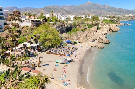 nerja ▷ Dónde alojarse en la Costa del Sol.