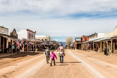 ▷ Comentario sobre Bienvenido a la tierra de la anarquía – Tombstone Arizona por Anne Maree Peachey tombstone-arizona-14 ▷ Comentario sobre Bienvenido a la tierra de la anarquía - Tombstone Arizona por Anne Maree Peachey