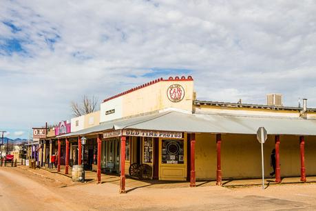 ▷ Comentario sobre Bienvenido a la tierra de la anarquía – Tombstone Arizona por Anne Maree Peachey tombstone-arizona-3 ▷ Comentario sobre Bienvenido a la tierra de la anarquía - Tombstone Arizona por Anne Maree Peachey