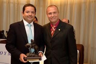 Lilly recibe el premio a la  “mejor industria farmacéutica por su implicación en la formación”
