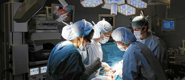 La Sanidad, en la UVI