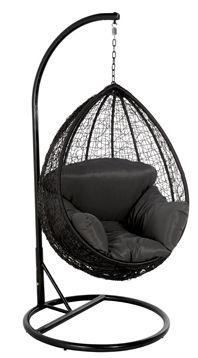 Jugar en el jardín es cosa de adultos