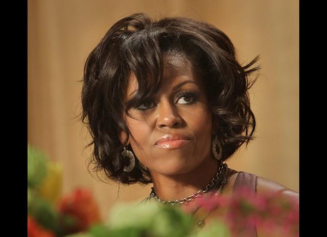 CENA DE CORRESPONSALES DE LA CASA BLANCA: El nuevo look de Michelle Obama