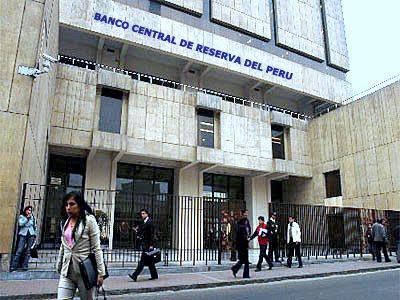 La Función de Reacción de la Política Monetaria del Banco Central y la Regla de Taylor.