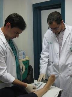 El Hospital Regional de Málaga cuenta con un equipo de neuroestimulación para fortalecer los músculos del esfínter anal