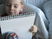 niño leucemia recauda 30.000 vendiendo dibujos monstruos