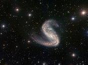 imágenes combinadas M2442, galaxia retorcida