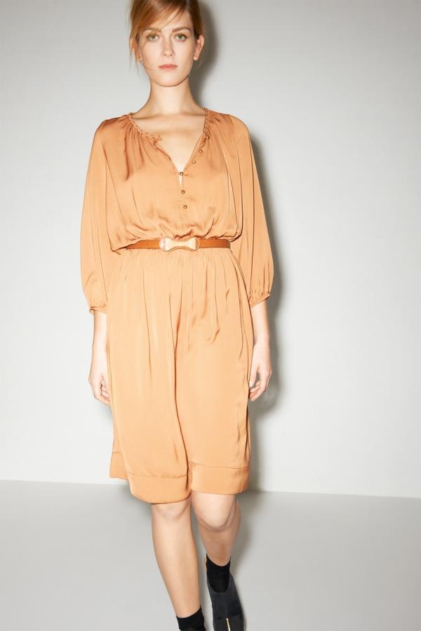 SANDRO CLOTHES:  SPRING/SUMMER 2011