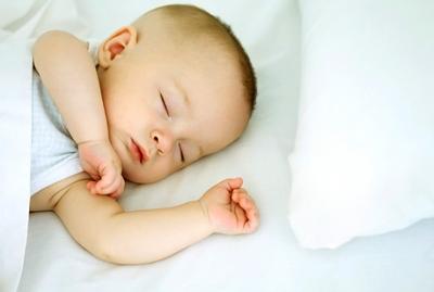 MIENTRAS MAS DUERMEN, MAS CRECEN LOS BEBÉS