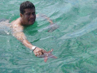 EL LOCUTOR FRANK BURGOS