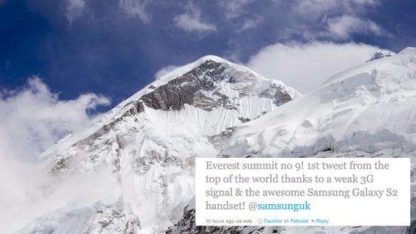 El primer tweet desde la cima del everest