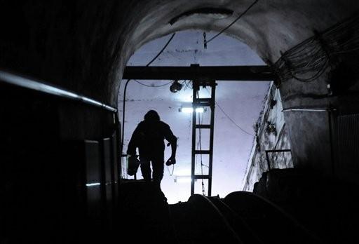 Dos muertos y seis atrapados atrapados en una mina al sur de Polonia