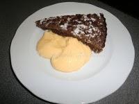 Tarta de almendras y chocolate