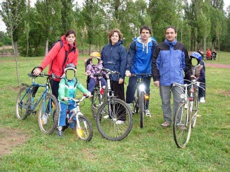 El infantilismo político y mediático.