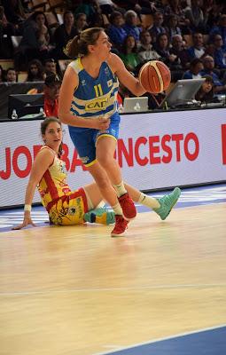 Galería de clics del Uni Girona-Cadí La Seu (semifinales de la Copa de la Reina de Vitoria)