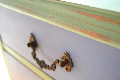 CÓMO RENOVAR UNA VIEJA CÓMODA - TÉCNICA SHABBY CHIC CON PINTURAS FLEUR CÓMO RENOVAR UNA VIEJA CÓMODA - TÉCNICA SHABBY CHIC CON PINTURAS FLEUR