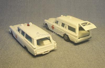 Dos ambulancias de Matchbox Dos ambulancias de Matchbox