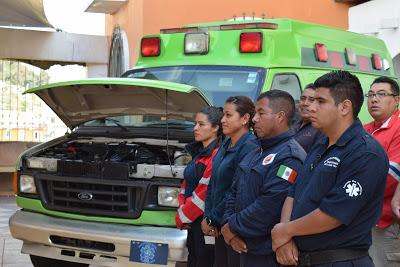 ENTREGA GOBIERNO DEL ESTADO AMBULANCIA A ISIDRO FABELA ENTREGA GOBIERNO DEL ESTADO AMBULANCIA A ISIDRO FABELA