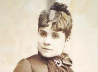 Nuestra primera mujer médica Nuestra primera mujer médica