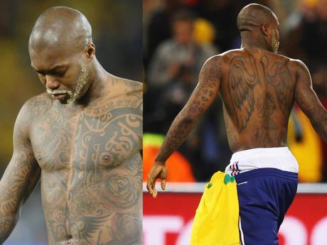 Los futbolistas más tatuados del Mundo Cisse, un fanático de la tinta en su cuerpo.
