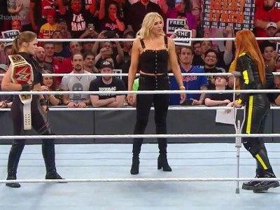 Lucha de Ronda Rousey vs Charlotte flair y Becky Lynch será violenta en Wrestlemania 35 Lucha de Ronda Rousey vs Charlotte flair y Becky Lynch será violenta en Wrestlemania 35