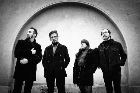 Cuarto Flotante nos muestra sus Grietas en nuevo video