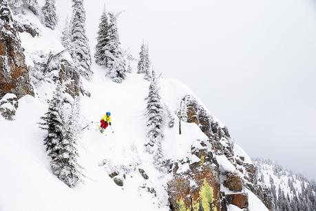 ski-trip-packing-guide ▷ Lista de embalaje de viaje de esquí (imprescindible tener!)