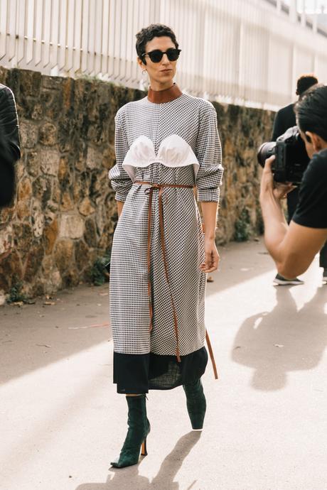 Street Style at Paris Fashion Week Spring Summer 2019 by Collage Vintage