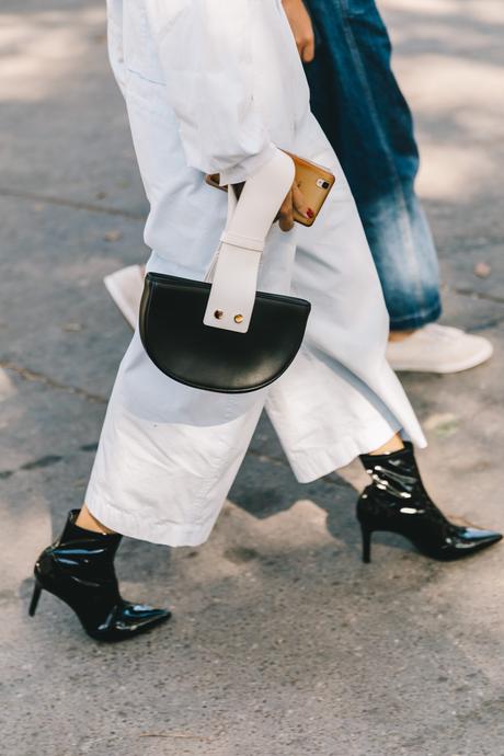 Street Style at Paris Fashion Week Spring Summer 2019 by Collage Vintage