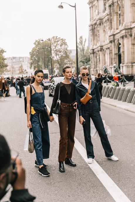 Street Style at Paris Fashion Week Spring Summer 2019 by Collage Vintage