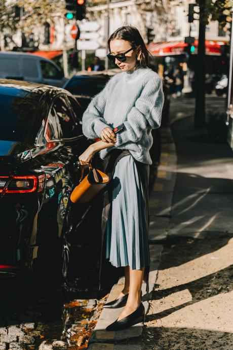 Street Style at Paris Fashion Week Spring Summer 2019 by Collage Vintage
