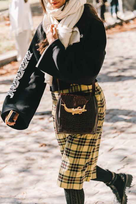 Street Style at Paris Fashion Week Spring Summer 2019 by Collage Vintage