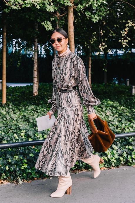 Street Style at Paris Fashion Week Spring Summer 2019 by Collage Vintage