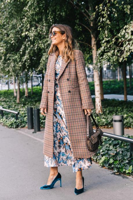 Street Style at Paris Fashion Week Spring Summer 2019 by Collage Vintage