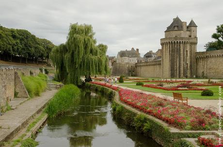 Vannes murallas turismo Bretaña Francia viaje