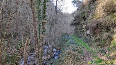 Río Faxeirúa desde el camino