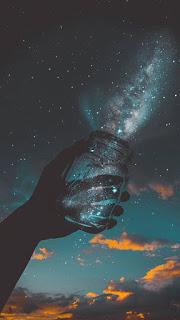 PARECE QUE EN LA NOCHE...