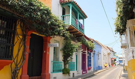 colorfulcartagena ▷ Cartagena: Ciudad de Color, Turistas y Comida.