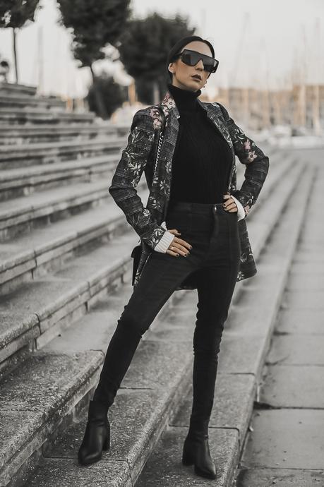 ACCESORIOS QUE TRANSFORMAN LOOKS ACCESORIOS QUE TRANSFORMAN LOOKS