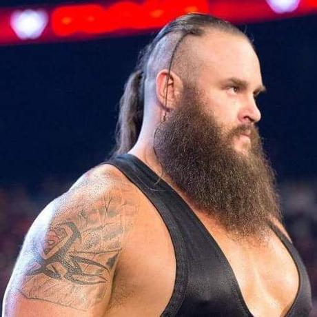 Video Braun Strowman  destroza auto deportivo