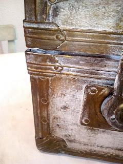 NUEVA VIDA PARA UN BAUL