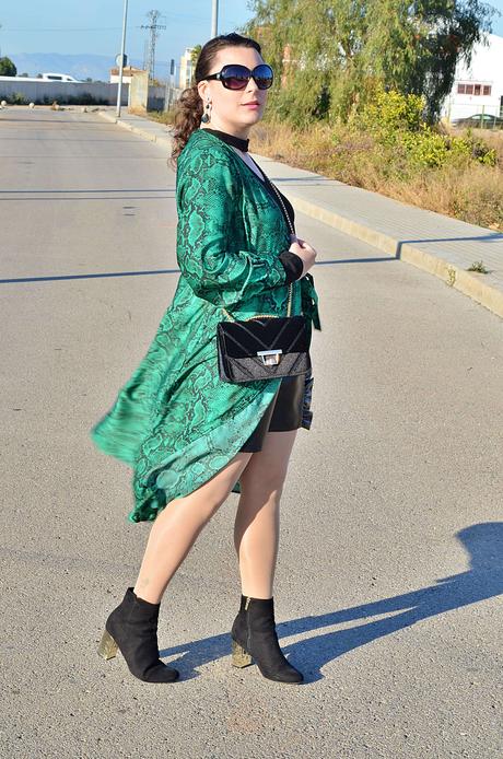 Llevar un vestido como kimono Llevar un vestido como kimono